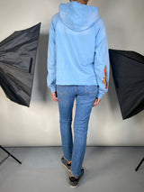 Polerón Celeste Bordado