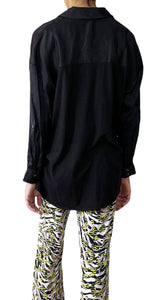 Blusa Satinada Negra