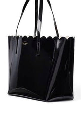 Cartera Lily Avenue Patent Leather Carrigan (6555718418567)