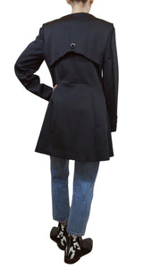 Trench Negro Plisado