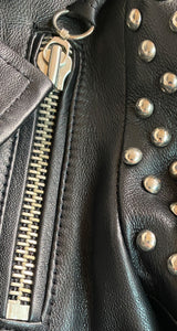 Chaqueta Cuero Tachas