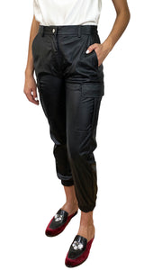Pantalón Negro Cuero
