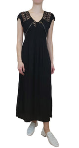 Vestido Negro Detalle Macrame