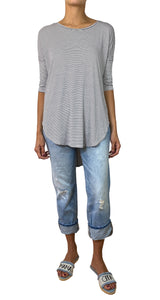 Polera Blanca de Rayas Oversize