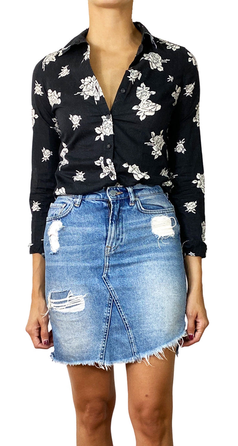 Blusa floreada top negra