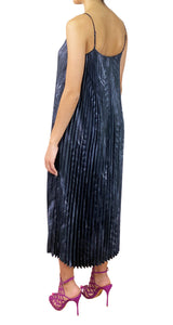 Vestido Negro Plisado