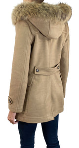 Abrigo Café Broches