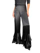 Pantalón Negro Vuelos