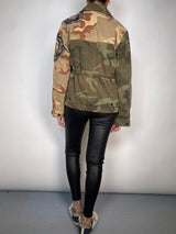 Chaqueta Camuflaje con Aplicaciones