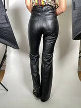 Pantalón Negro tipo Cuero