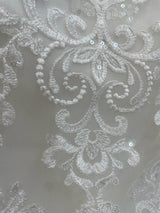 Vestido Bordado con Lentejuelas y velo.