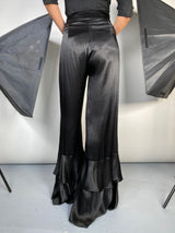 Pantalón Negro Vuelos