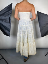 Blusa Asimétrica Bordada