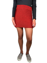 Falda Roja Fibras Metalizadas