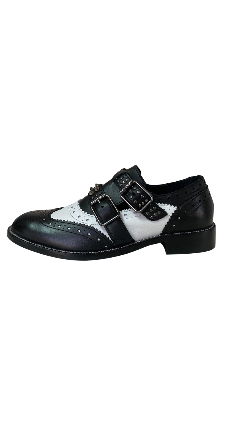 Mocasines blanco outlet y negro