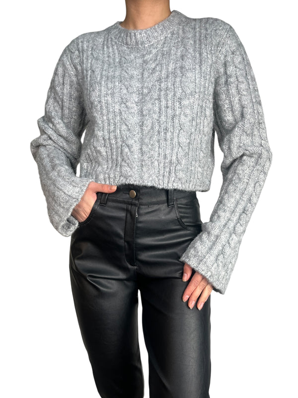 Sweater Crop