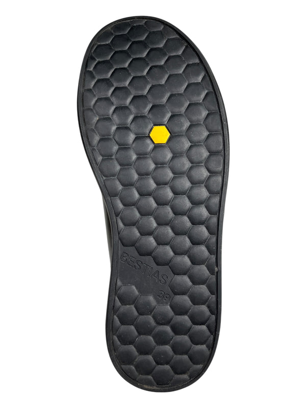 Zapatillas Bruta Cuero
