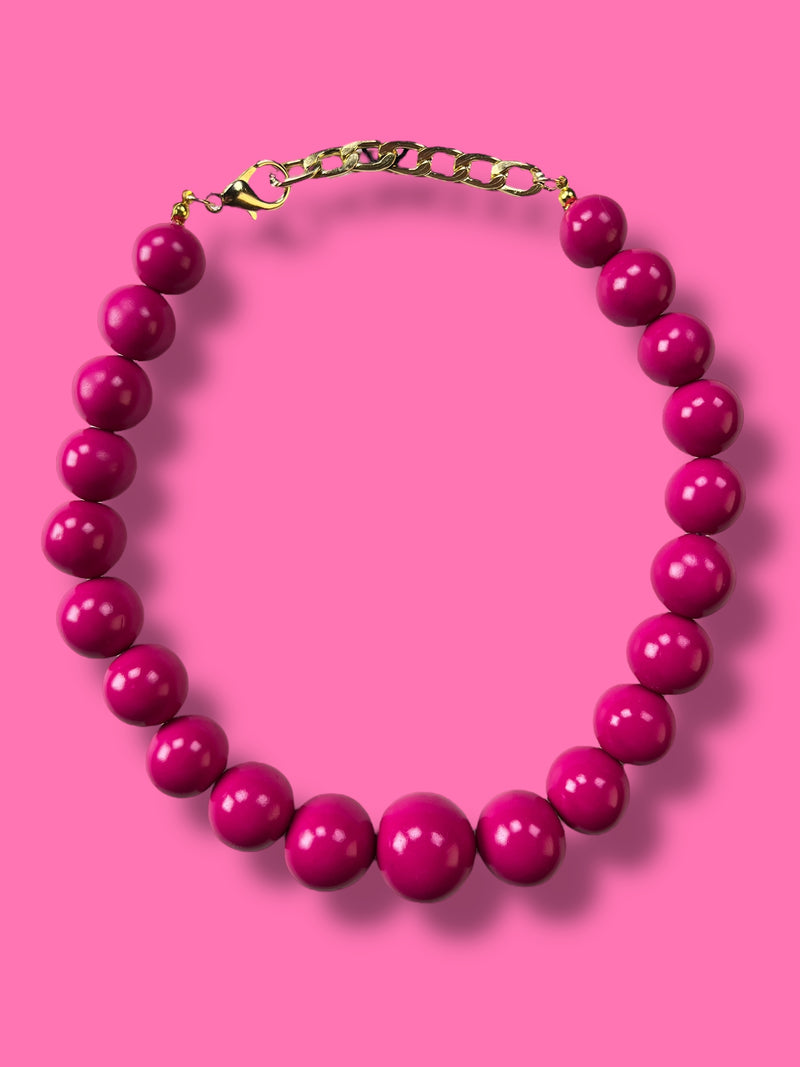 Collar Esferas Fucsia