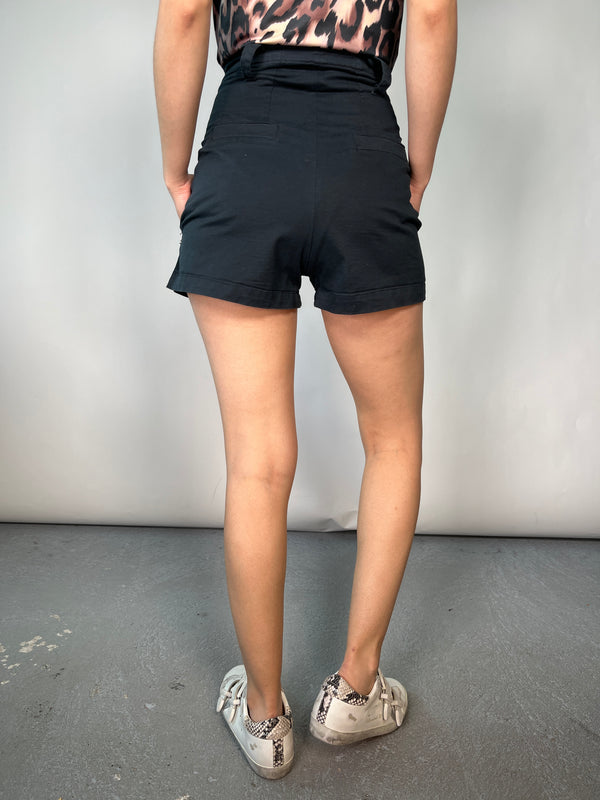 Short Tachas