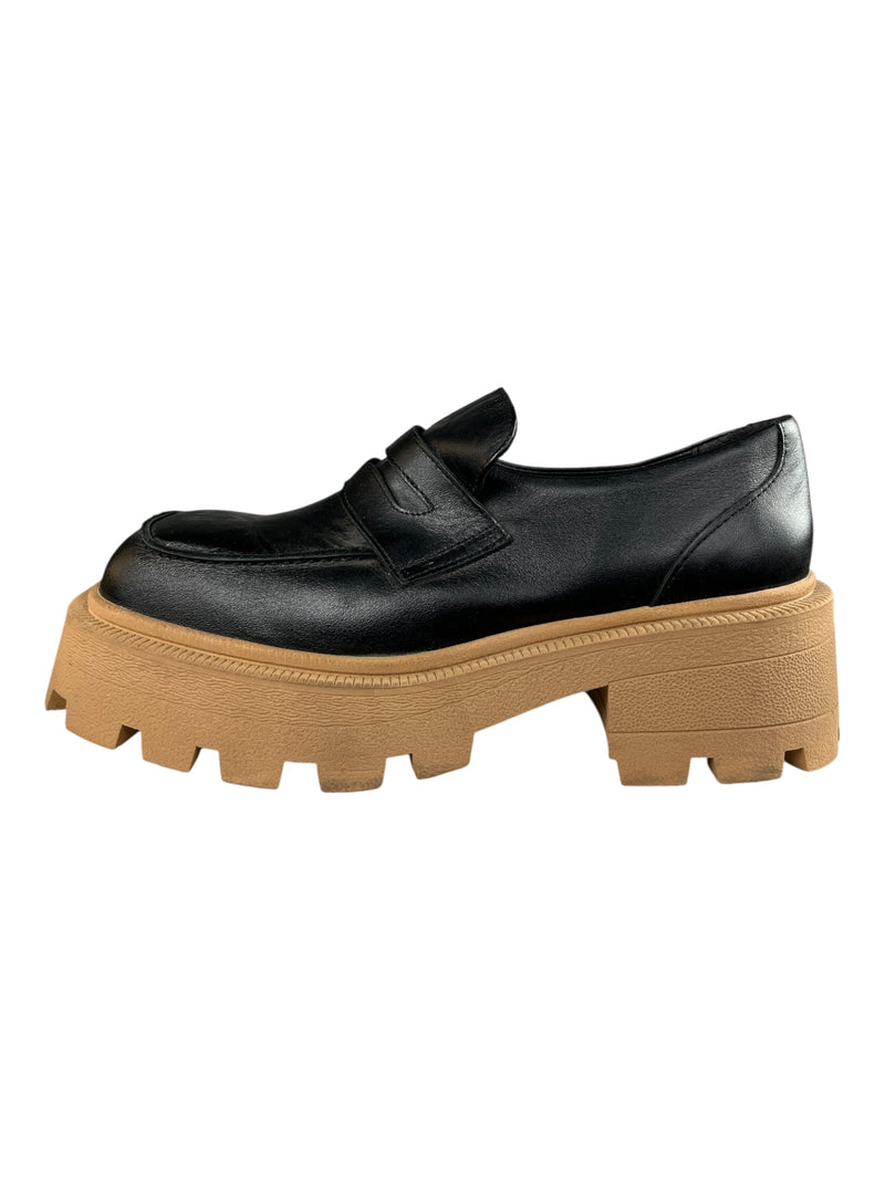 Zapatos negros