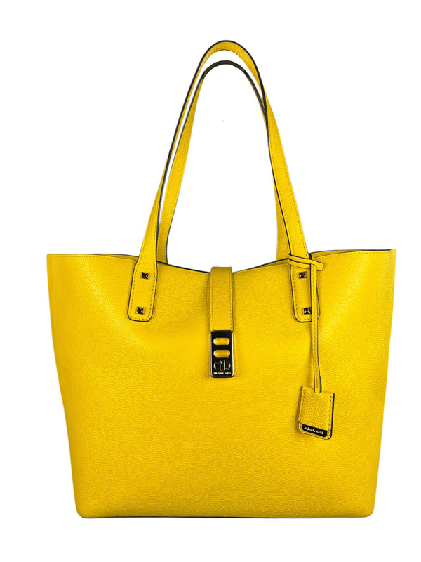 Cartera Karson