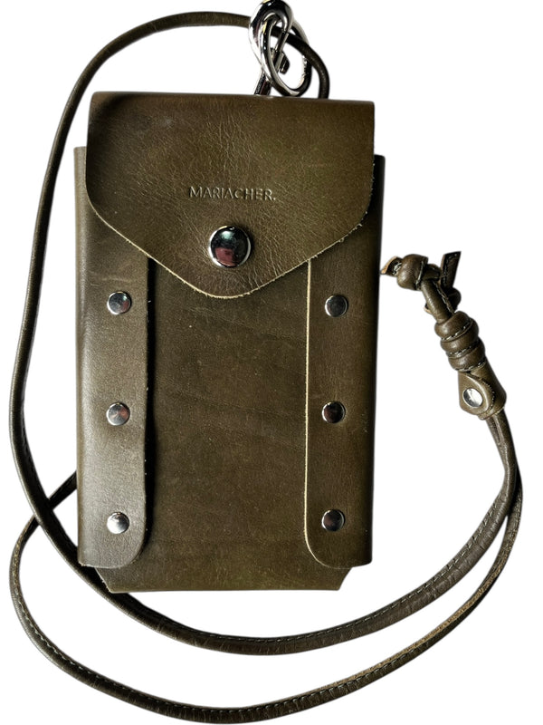 Estuche tachas