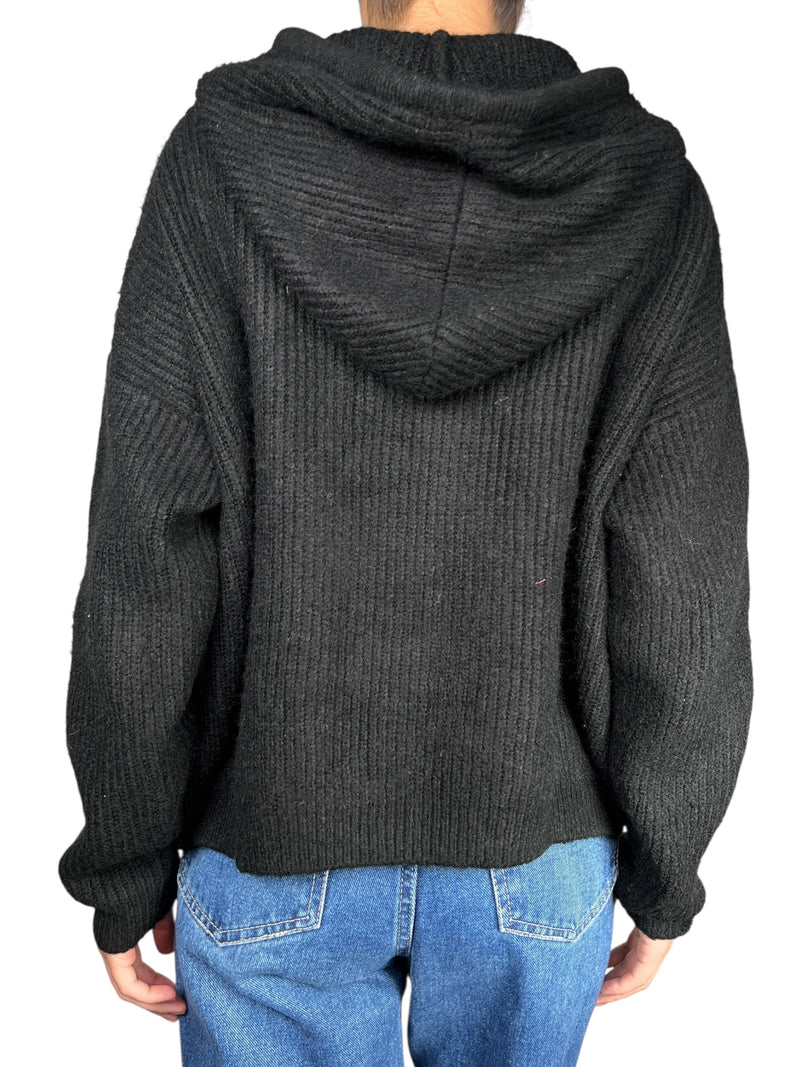Sweater Con Capucha