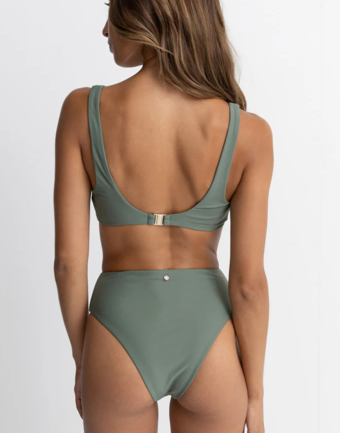 Top Classic Crop