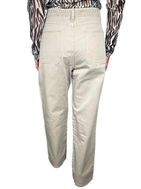 Jeans Corte Bolsillos