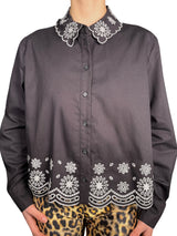 Blusa Flores Bordadas
