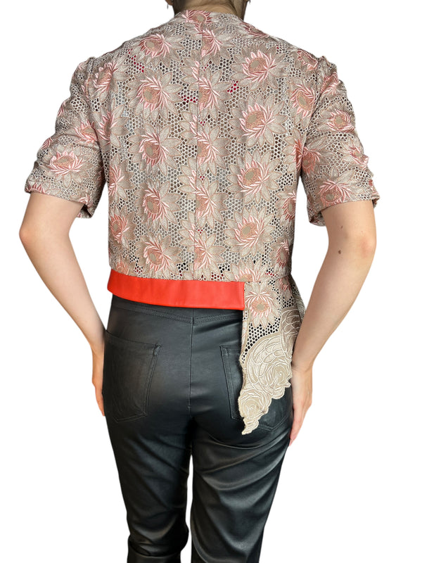 Chaqueta Bordada