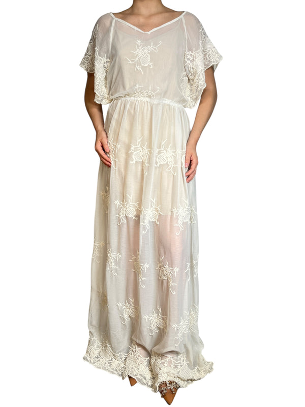 Vestido Traslucido Bordado