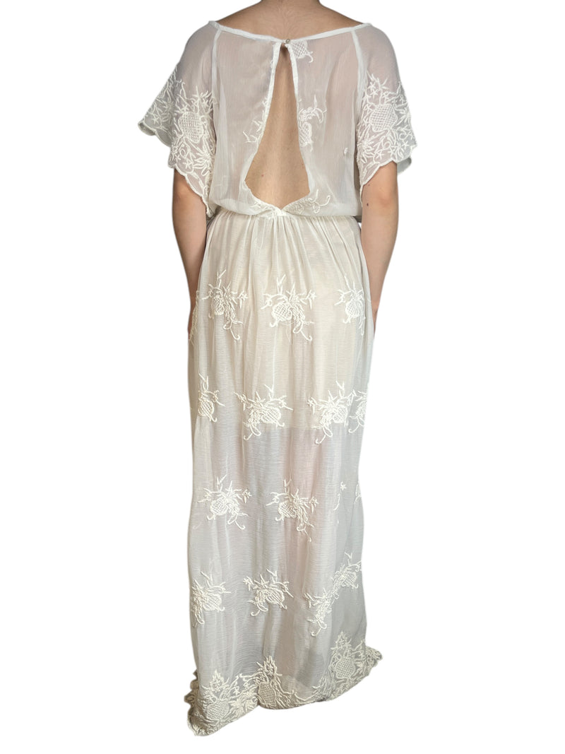 Vestido Traslucido Bordado