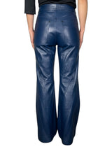 Pantalón Sky Blue Cuero