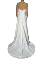 Vestido de Novia con Aplicación  Escote