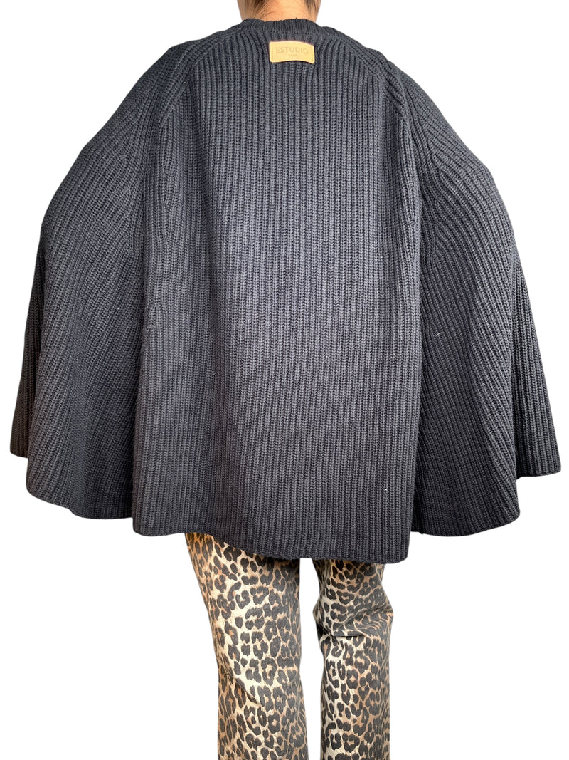 Sweater Capa