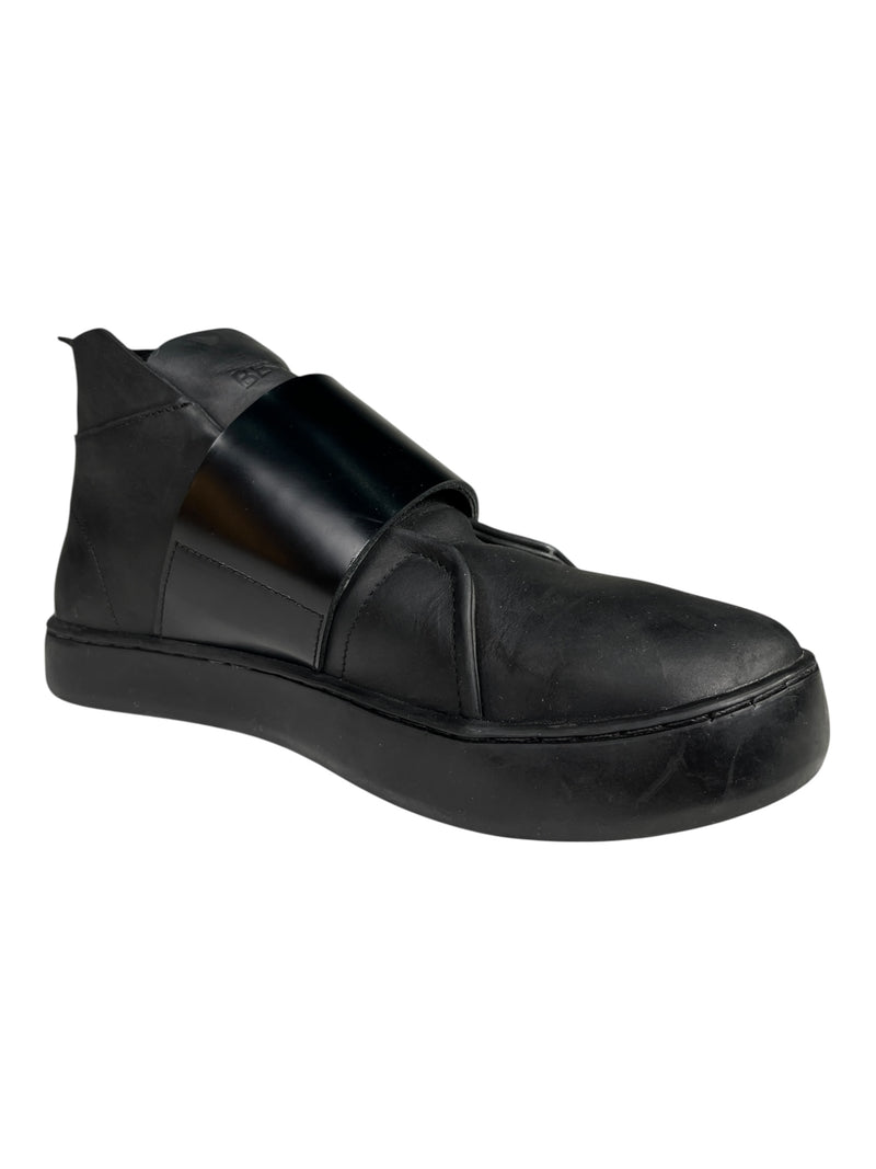 Zapatillas Bruta Cuero