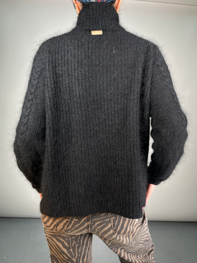Sweater Nollan Fix