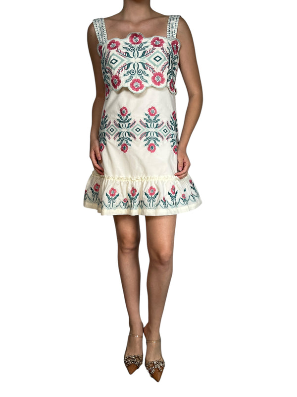 Vestido Bordado