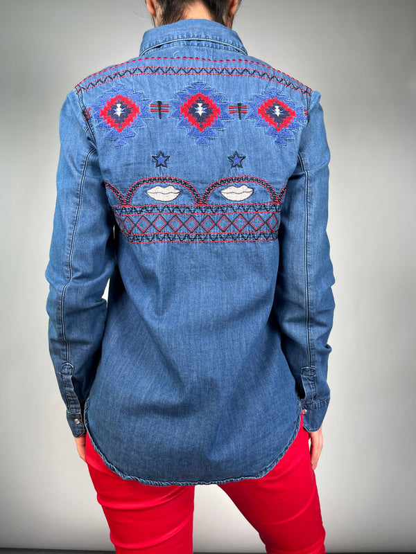 Blusa Bordada