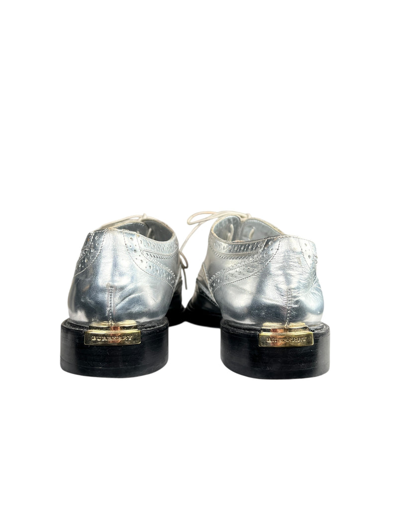 Zapato Plateado