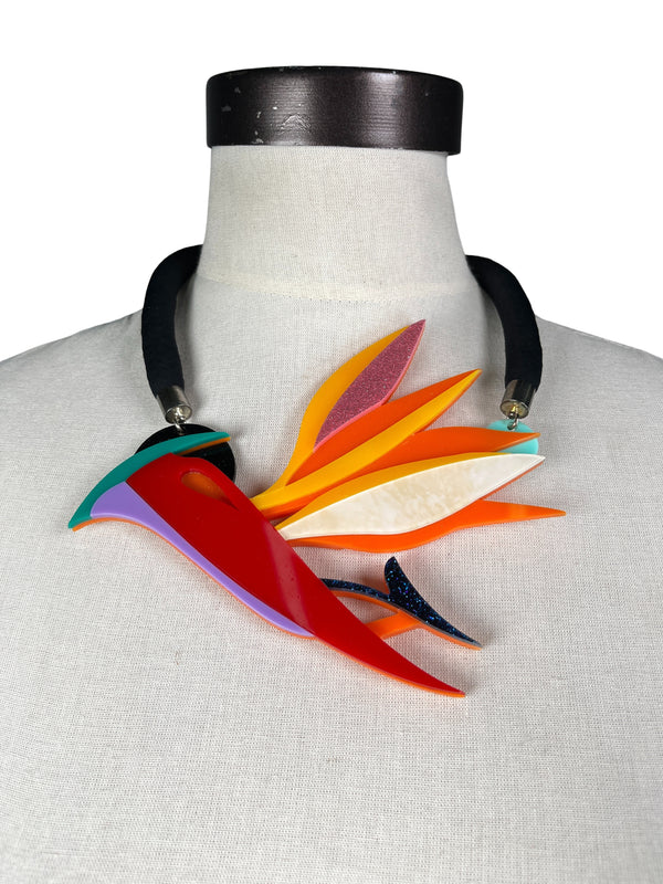 Collar Bird
