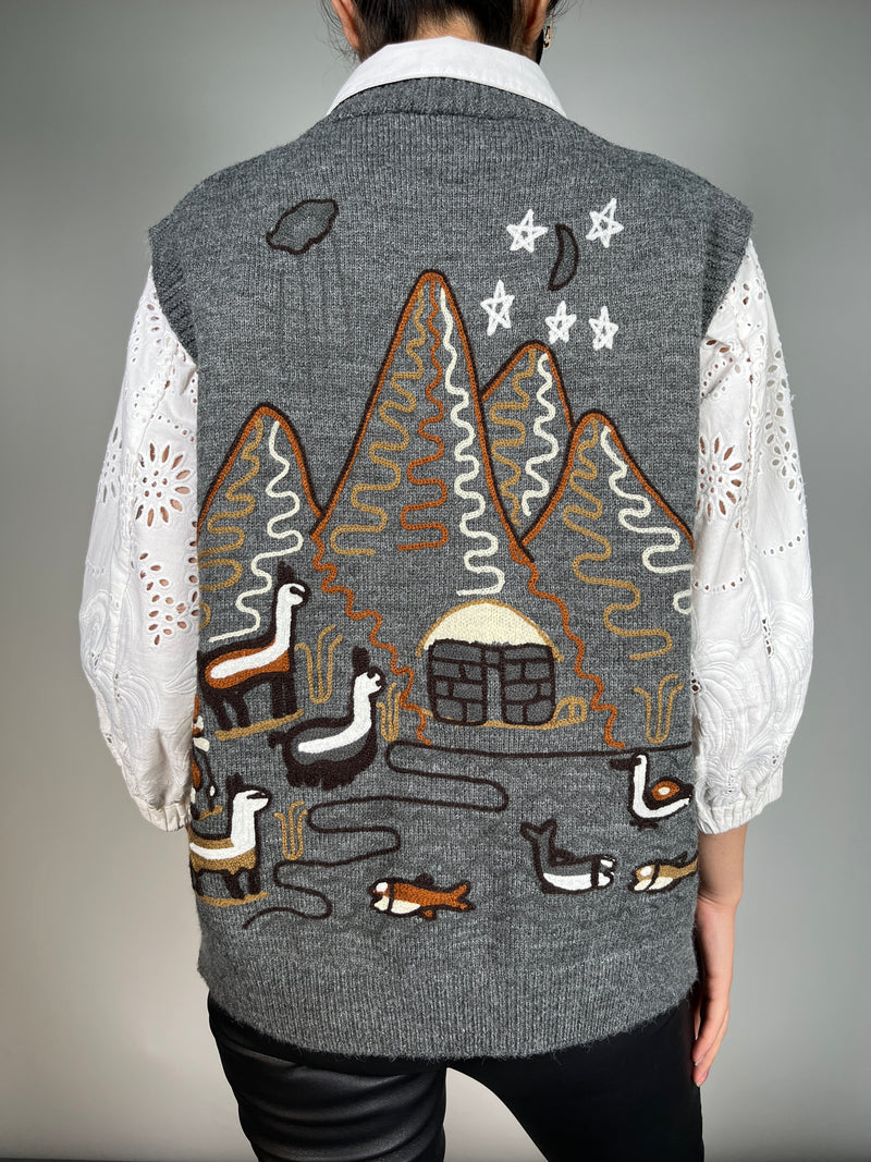 Sweater Bordado Sin Mangas