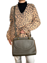 Cartera Gris