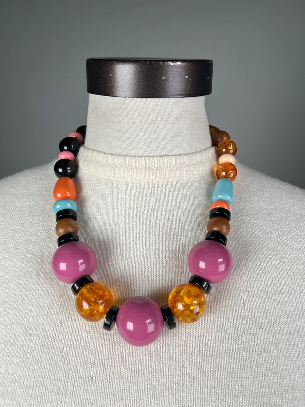 Collar Figures