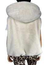 Peludo Blanco Sin Mangas