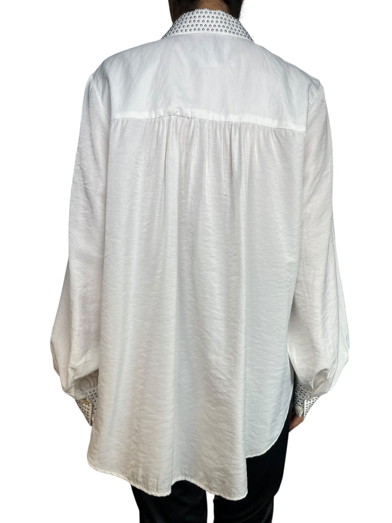 Blusa Tachas