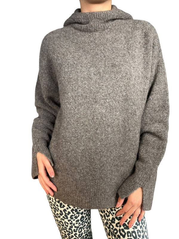 Sweater Capucha