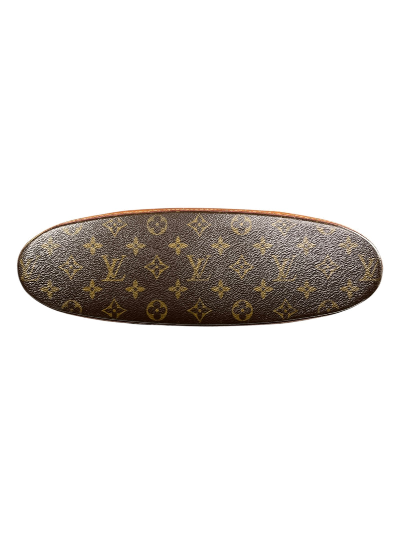 Cartera Monogram