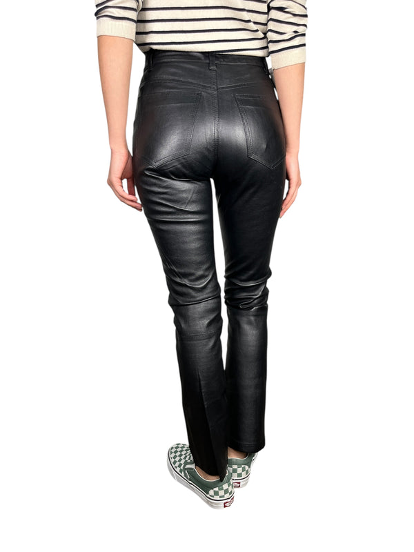 Pantalón Basic Cuero